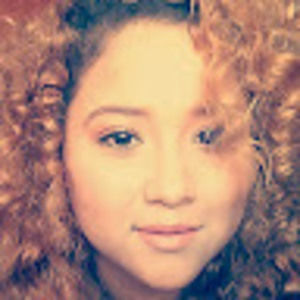 Meet your Posher, Claudia